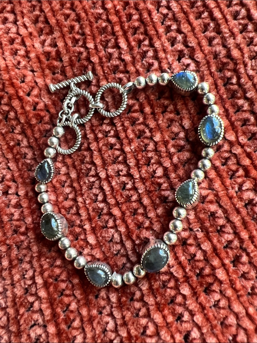 Sterling Silver Labradorite Teardrop Bead Bracelet - Blue/gray Labradorite